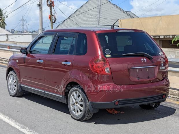 Mazda Verisa 2011 Maroon