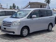 Toyota Noah 2.0 143hp AWD (7 Seater) 2009 Silver for sale