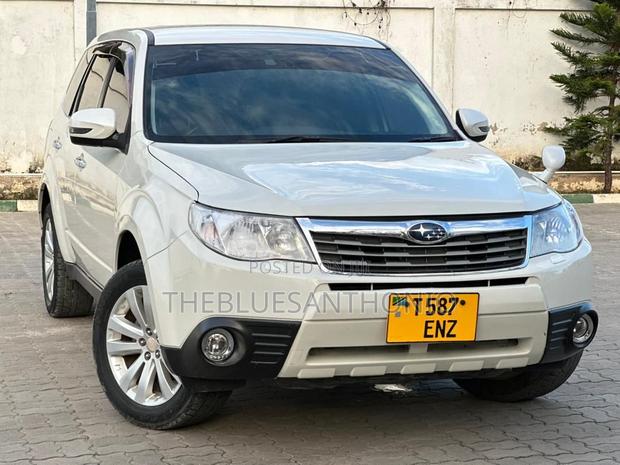 Subaru Forester 2012 White