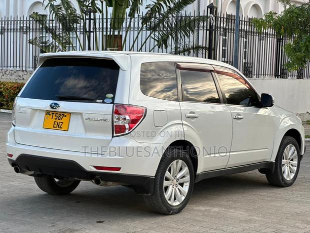Subaru Forester 2012 White