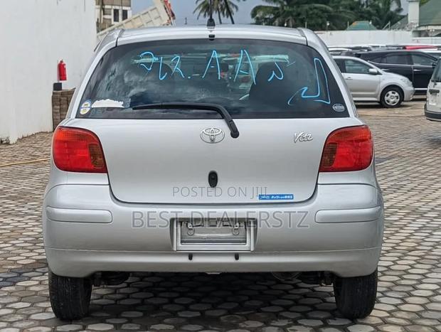 Toyota Vitz 1.3 AWD 3dr 2002 Silver