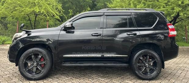 Toyota Land Cruiser Prado 2014 Black