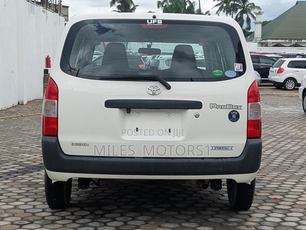 Toyota Probox 2014 White