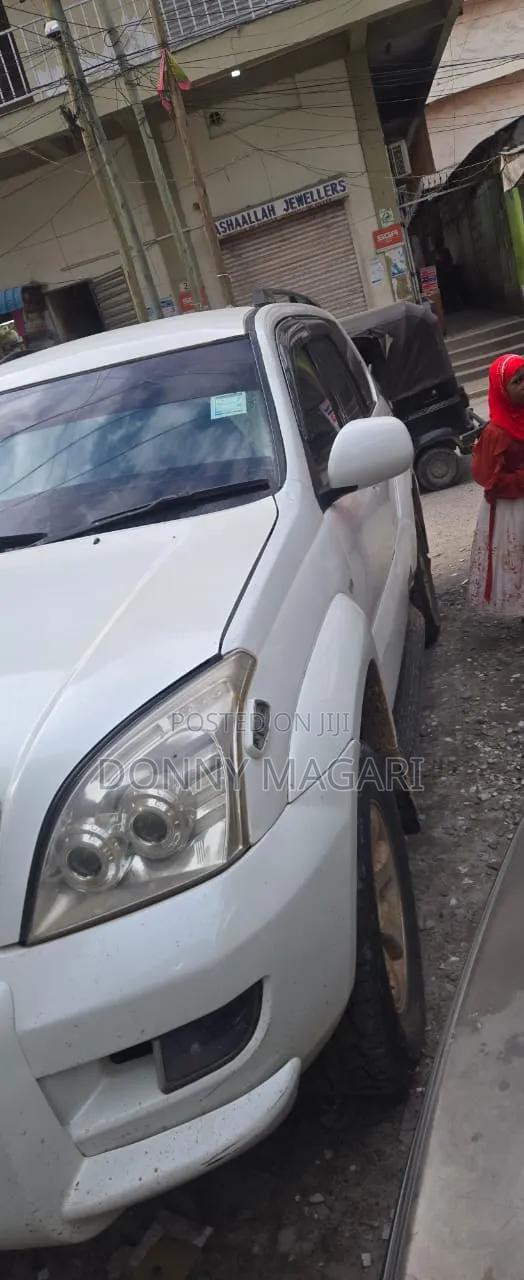 Toyota Land Cruiser Prado 2.7 i 16V 2006 White