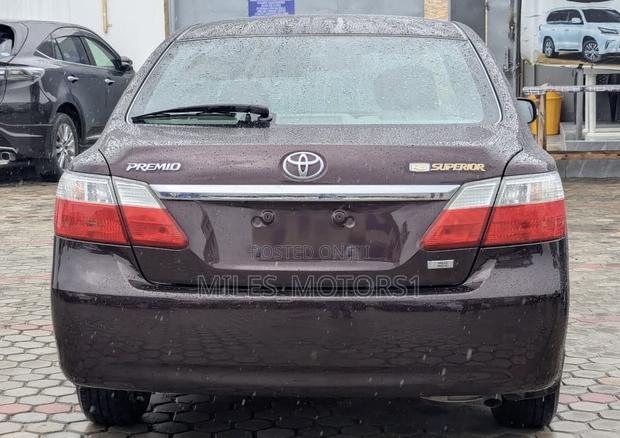 Toyota Premio 2009 Maroon