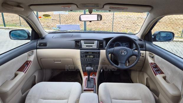 Toyota Corolla RunX 2004 Blue