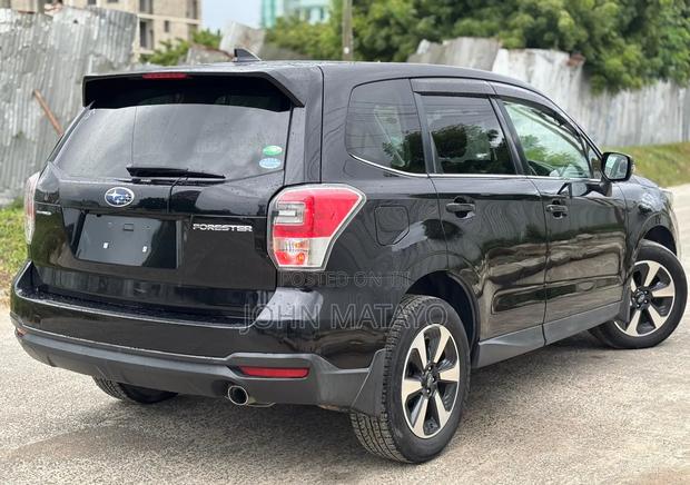 Subaru Forester 2016 Black
