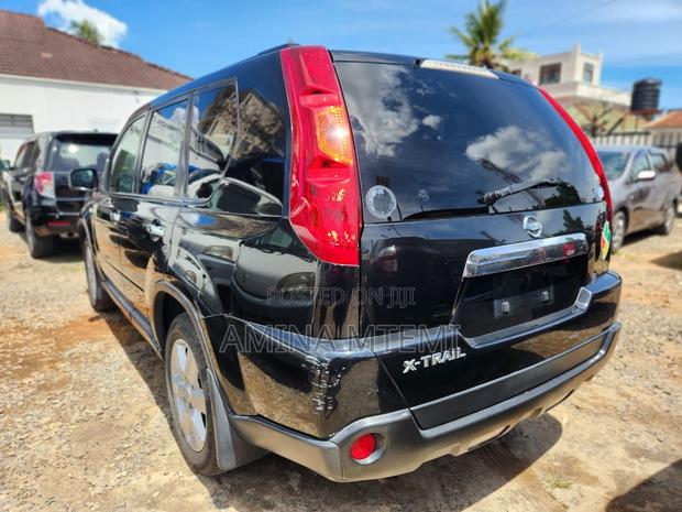 Nissan X-Trail 2.0 Petrol XE 2009 Black