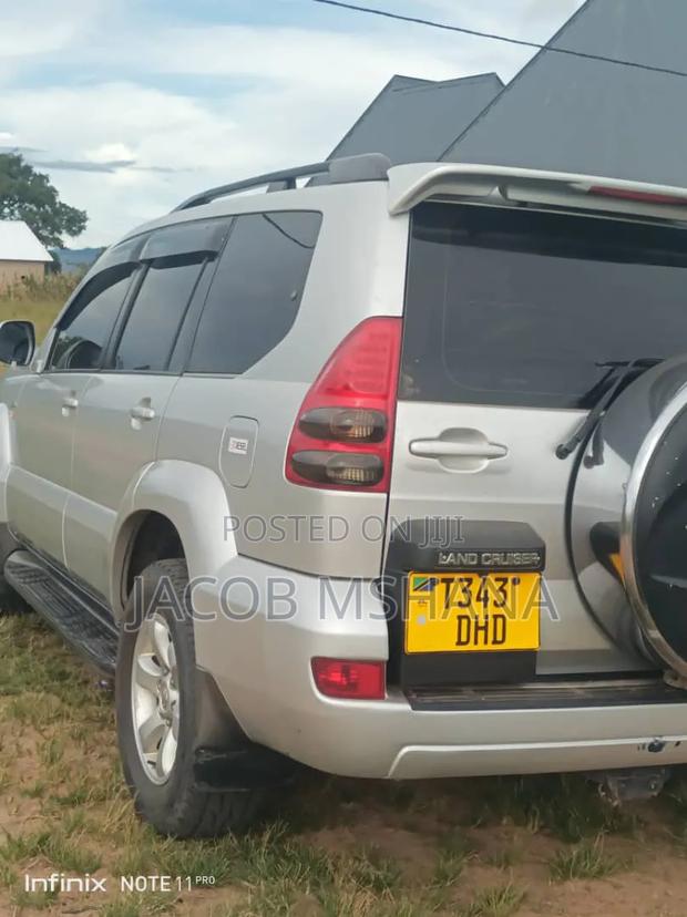 Toyota Land Cruiser Prado 2008 Silver