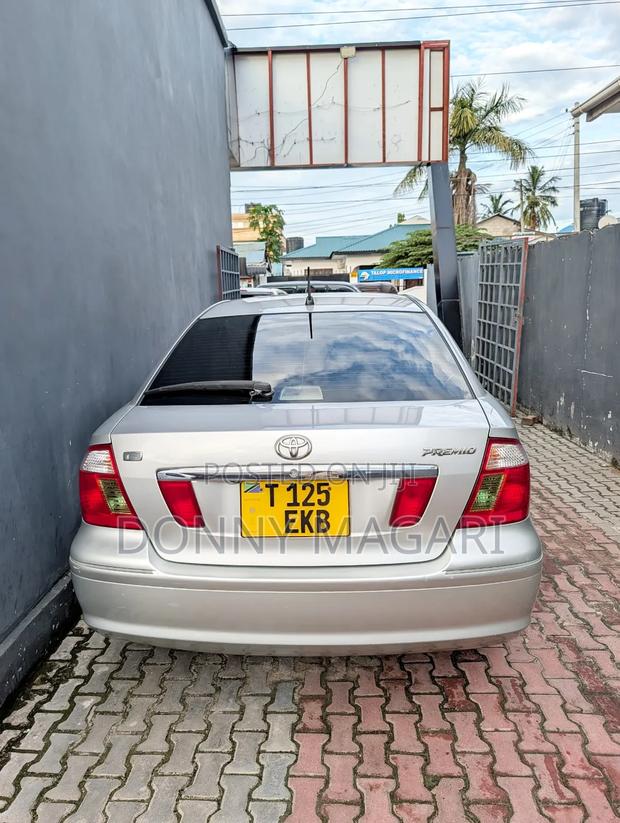 Toyota Premio 2003 Silver