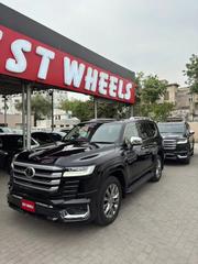 Toyota Land Cruiser LC300 2025 Black for sale