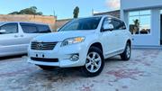 Toyota Vanguard 2010 White for sale