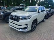 Toyota Land Cruiser Prado 2.8 2022 White for sale