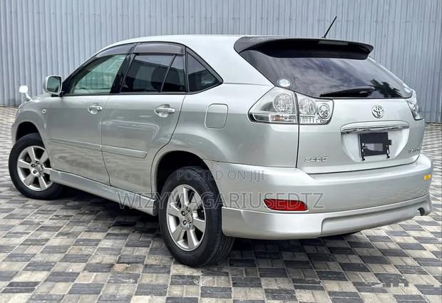 Toyota Harrier 2.4 2005 Silver