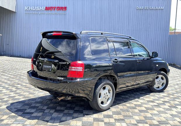Toyota Kluger 2000 Black