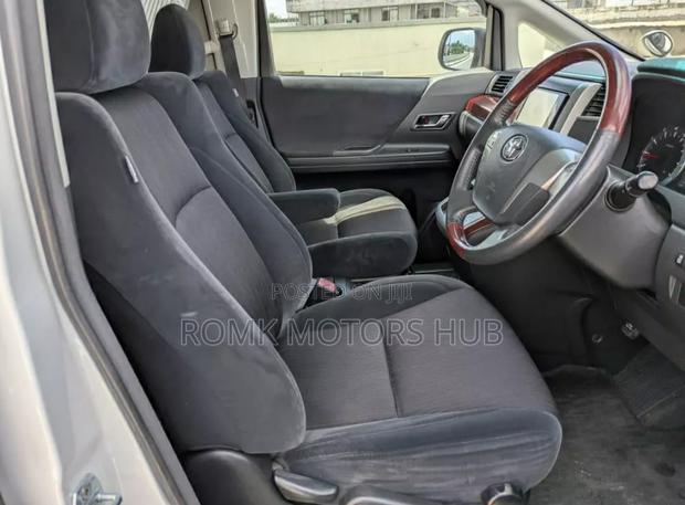 Toyota Alphard 2008 White