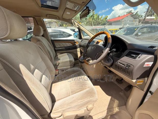 Toyota Alphard 2006 White