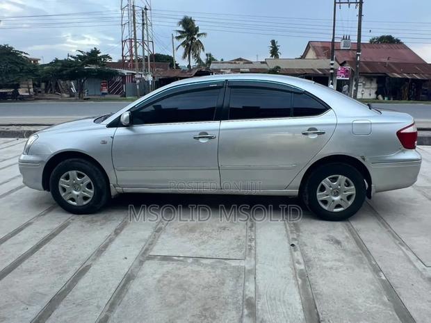 Toyota Premio 2003 Silver
