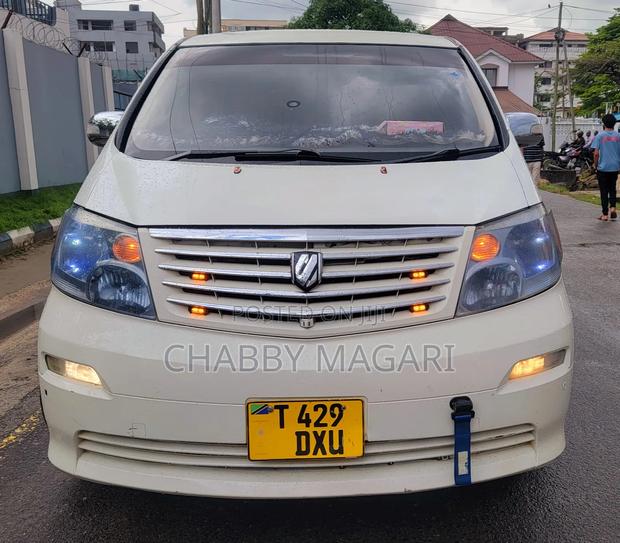 Toyota Alphard 2.4 Petrol FWD 2004 Pearl