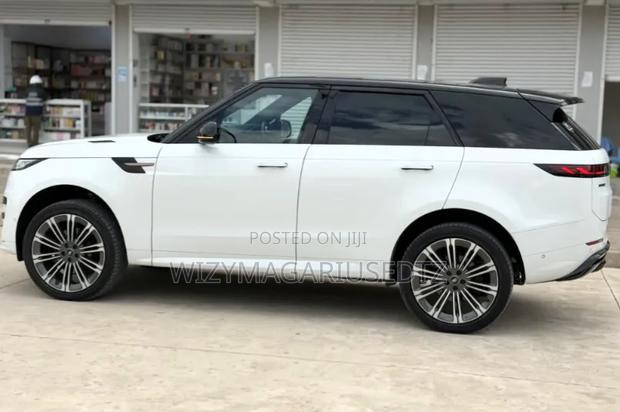 Land Rover Range Rover Sport 2023 White