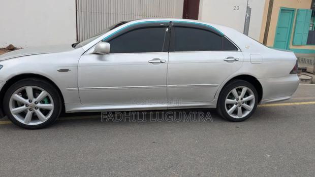 Toyota Crown 2003 Silver