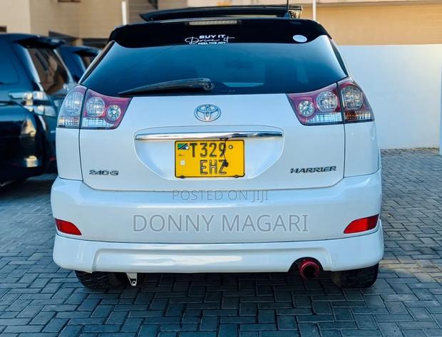 Toyota Harrier 2007 White