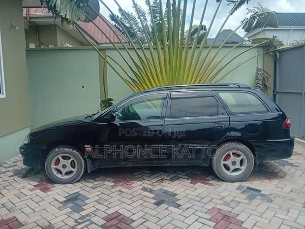 Toyota Caldina 2006 Black