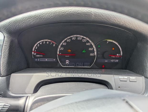 Toyota Crown 2006 Black