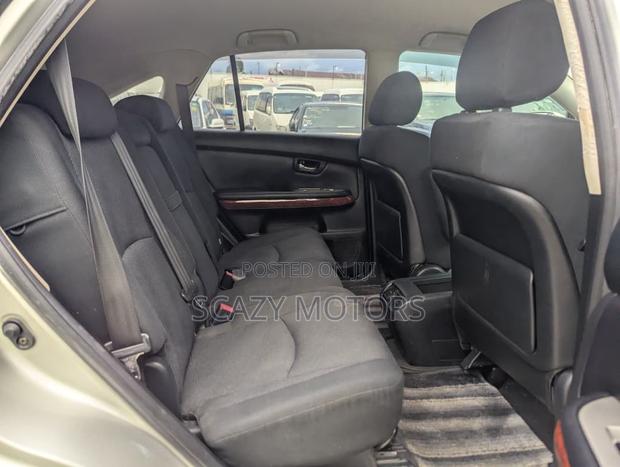Toyota Harrier 2004 Silver