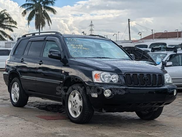 Toyota Kluger 2002 Black