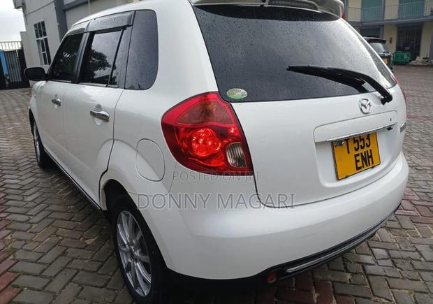 Mazda Verisa 2011 White