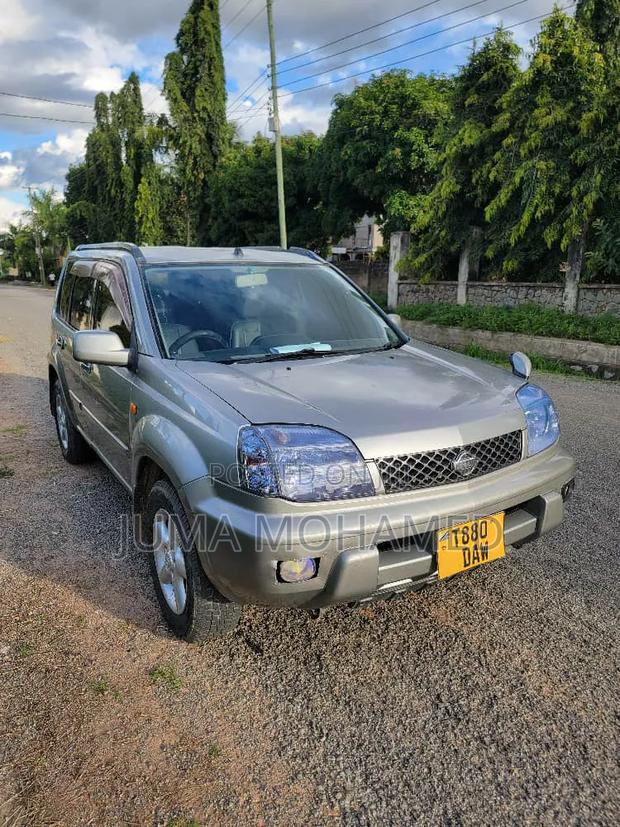 Nissan X-Trail 2004 Silver