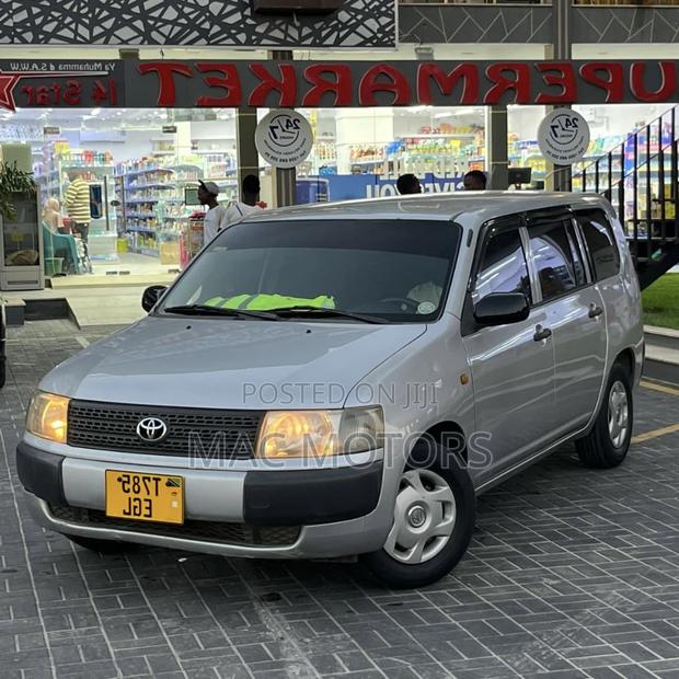 Toyota Probox 2004 Silver