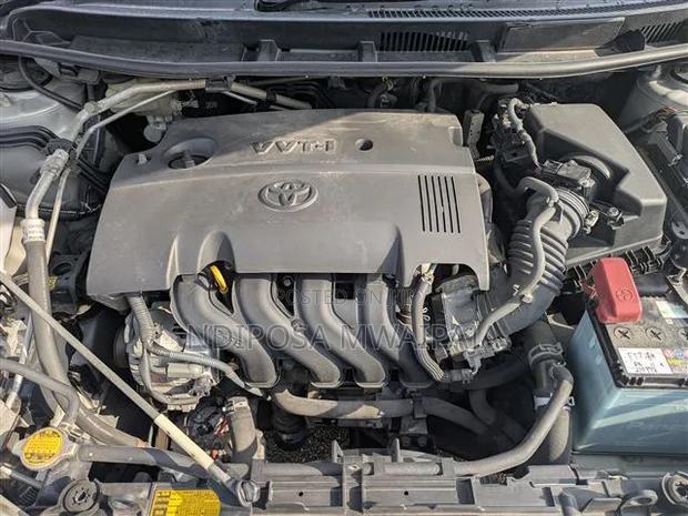 Toyota Premio 1.5 FWD 2010 Silver