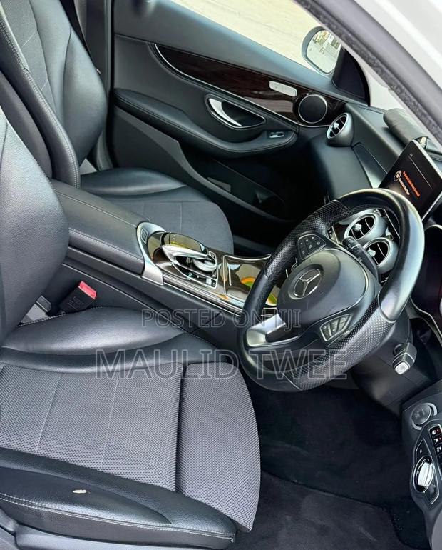 Mercedes-Benz C-Class 2015 White
