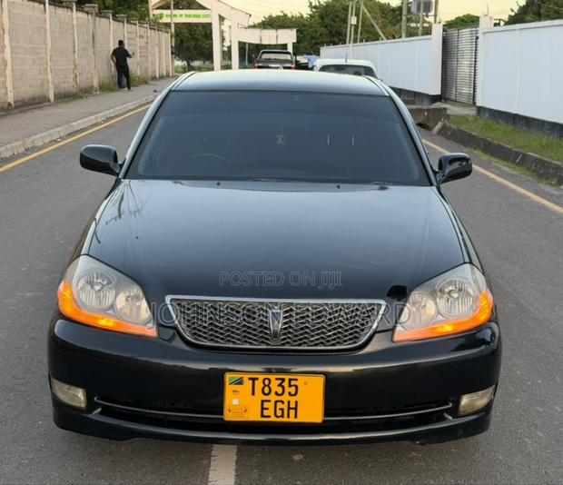Toyota Mark II 2003 Black