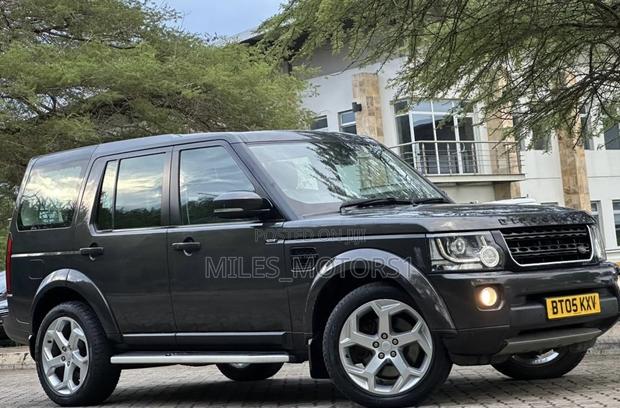Land Rover Discovery 2016 Gray