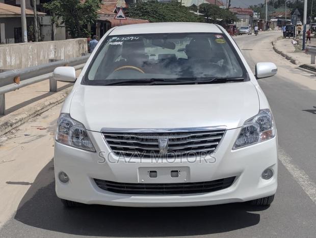 Toyota Premio 2008 White