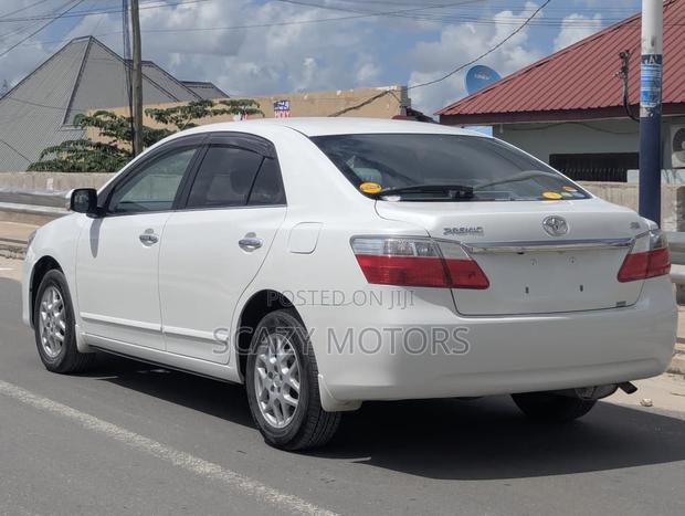 Toyota Premio 2008 White