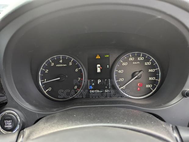 Mitsubishi Outlander 2017 White