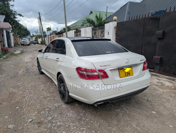 Mercedes-Benz E200 2011 White