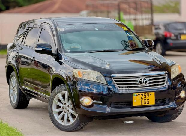Toyota Vanguard 2012 Black