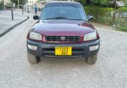 Toyota Harrier 2006 Maroon for sale