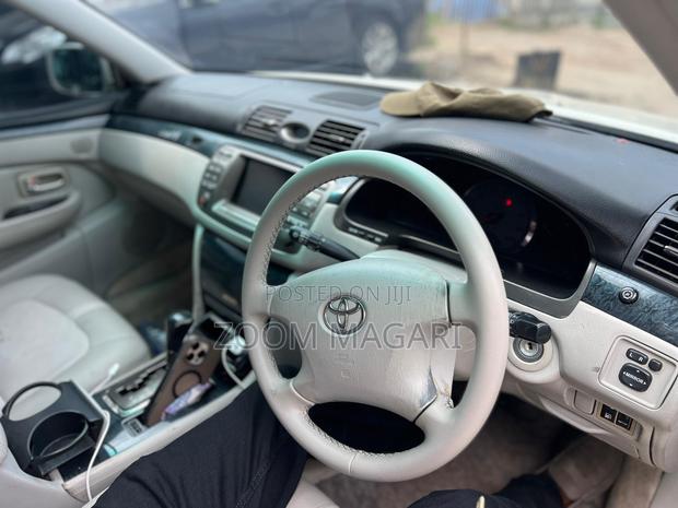 Toyota Brevis 2001 White