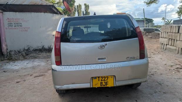 Toyota Opa 2003 Silver