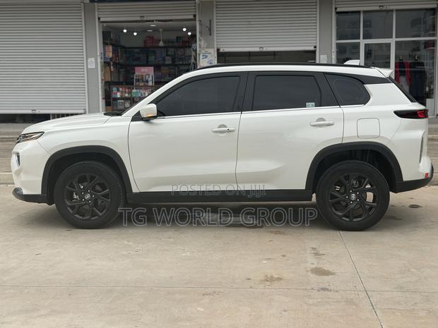 Toyota Urban Cruiser 2025 White
