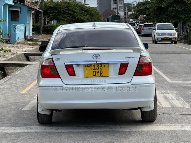 Toyota Premio 2006 White