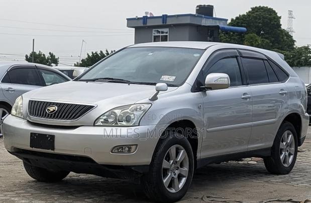 Toyota Harrier 2004 Silver