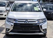 Mitsubishi Outlander 2018 White for sale