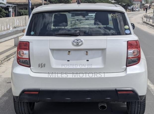 Toyota IST 2008 White